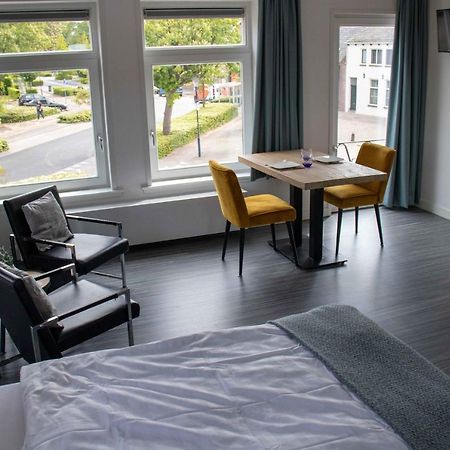 The Town Hotel Studios Appartments Zuidzande エクステリア 写真